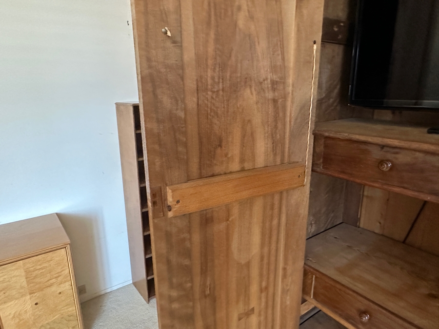 Antique Carved Wooden Wardrobe Armoire Cabinet 54W X 23D X 98H [Photo 12]