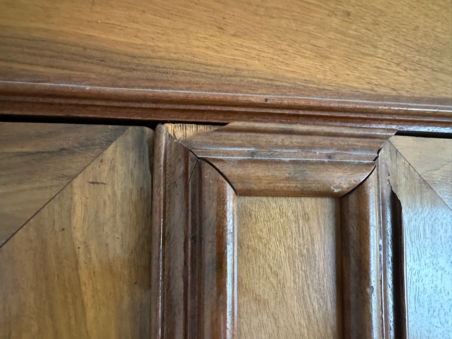 Antique Carved Wooden Wardrobe Armoire Cabinet 54W X 23D X 98H [Photo 8]