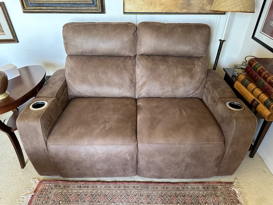 Reclining Console Loveseat 60W X 34D X 40H [Photo 2]