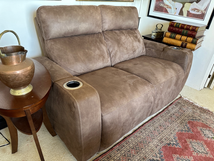 Reclining Console Loveseat 60W X 34D X 40H [Photo 4]