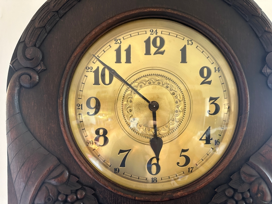 Working Antique Carved Wooden Case Grandfather Clock 24W X 12D X 80.5H [Photo 8]