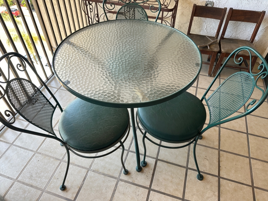 Vintage Wrought Iron Patio Set Table 29.5W X 28.5H With Three Chairs [Photo 3]