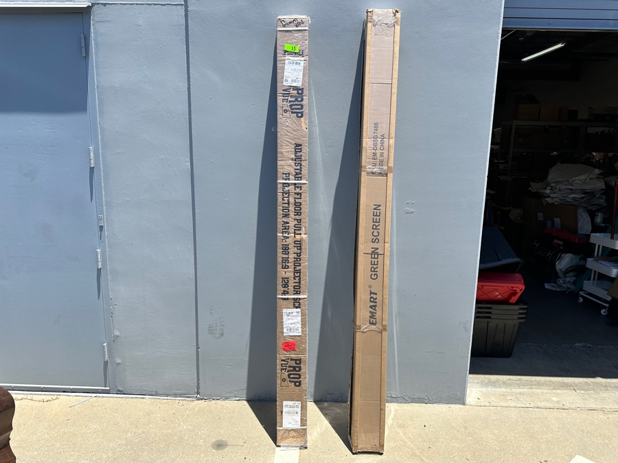 New Emart Green Screen Collapsible & New Adjustable Floor Pull Up Projector Screen 100' X 120' (2 Screens) [Photo 2]