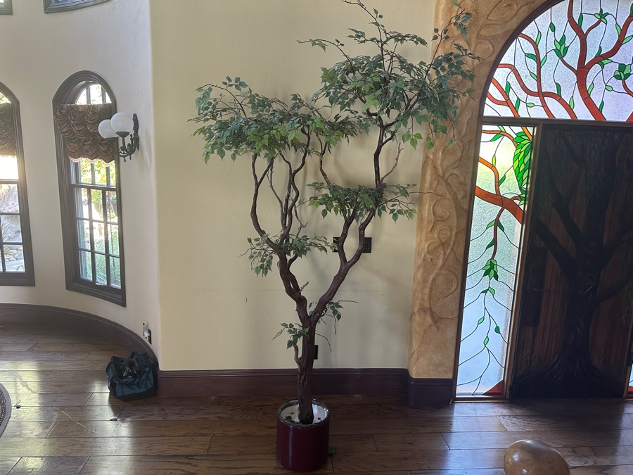 Artificial Indoor Tree With Pot 9'H [Photo 2]