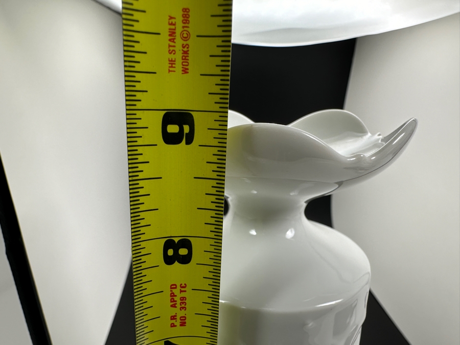 Meissen (Germany) Mid-Century White Porcelain Lotus Flower Vase By Ludwig Zepner 9H [Photo 5]