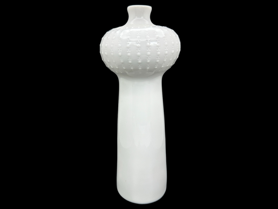 Meissen (Germany) Mid-Century White Porcelain Flower Vase By Ludwig Zepner 8H