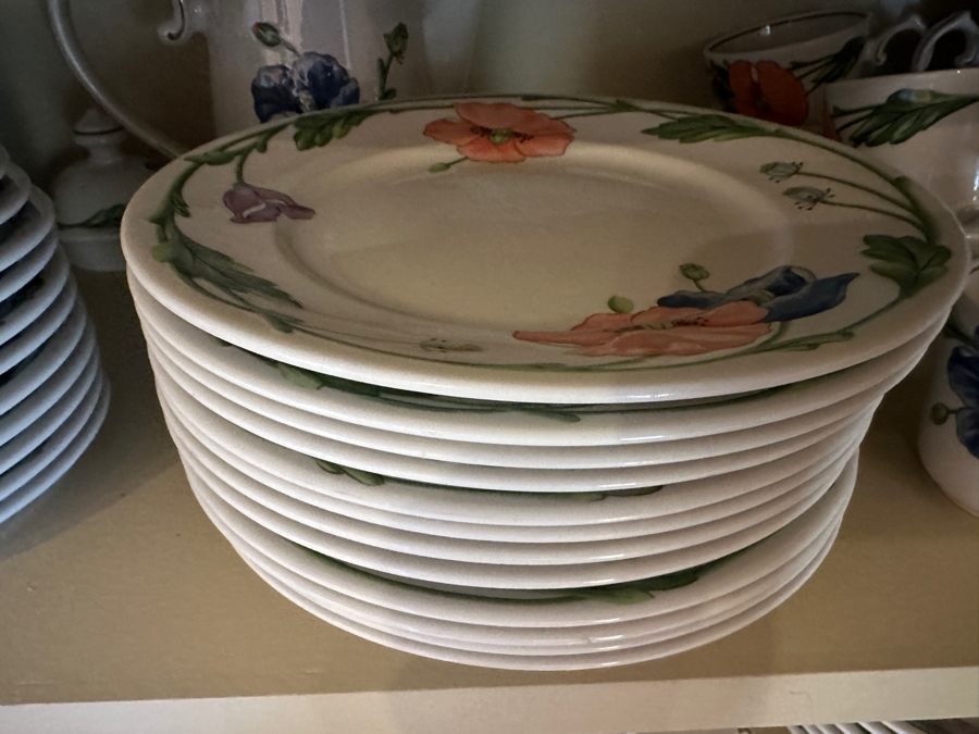 Villeroy & Boch Porcelain China Set West Germany Amapola Pattern Over 100 Pieces [Photo 5]