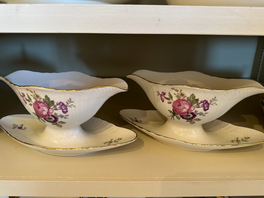 Royal Copenhagen Denmark China Service Approximate Service For 12 With Additional Serving Pieces (Approximately 100 Pieces) Frijsenborg Pattern [Photo 11]