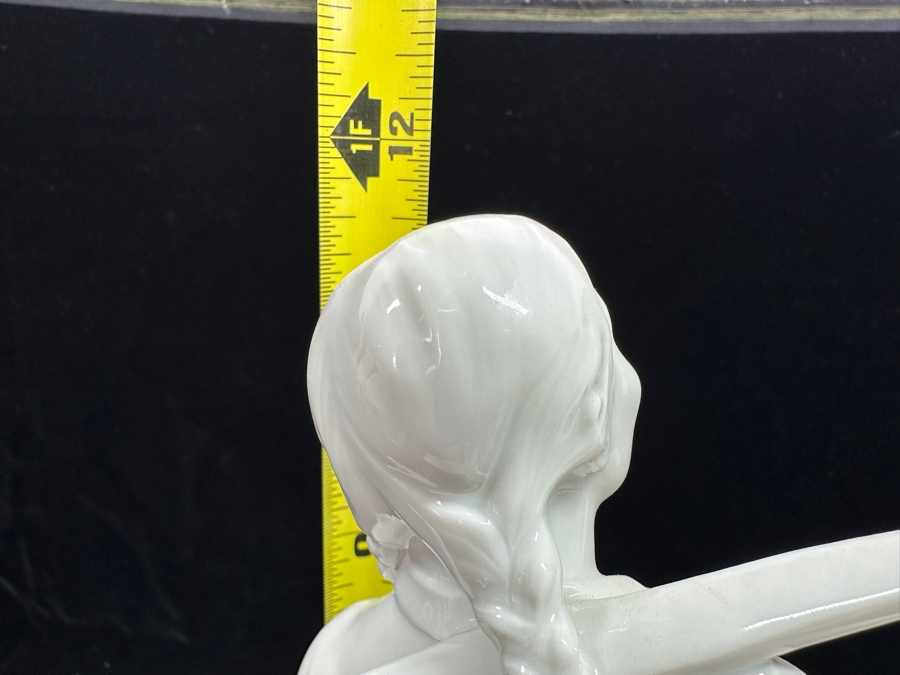 Meissen (Germany) White Porcelain 'Korean Woman' Figurine By Gerhard Bochmann 11.5H Retails $2,060 [Photo 12]