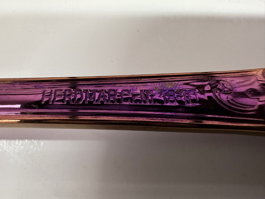 Herdmar Cr Ni 18-10 Purple Flatware Set Service For Apx 6-8 [Photo 4]
