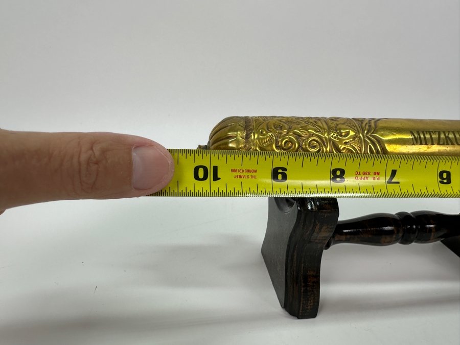 Vintage Brass Embossed Scroll Holder with Stand 10.25'W [Photo 4]