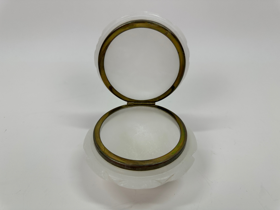 Vintage Stephen A Kramer Hand-Made Italian Alabaster Box with Bronze Mounts 4'W x 2.75'H [Photo 5]