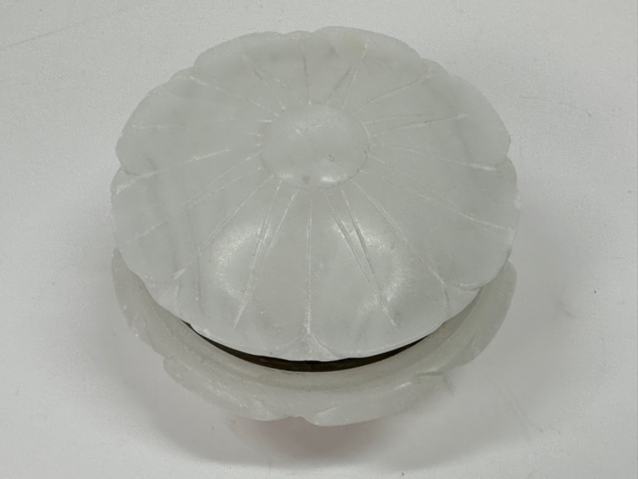 Vintage Stephen A Kramer Hand-Made Italian Alabaster Box with Bronze Mounts 4'W x 2.75'H [Photo 3]