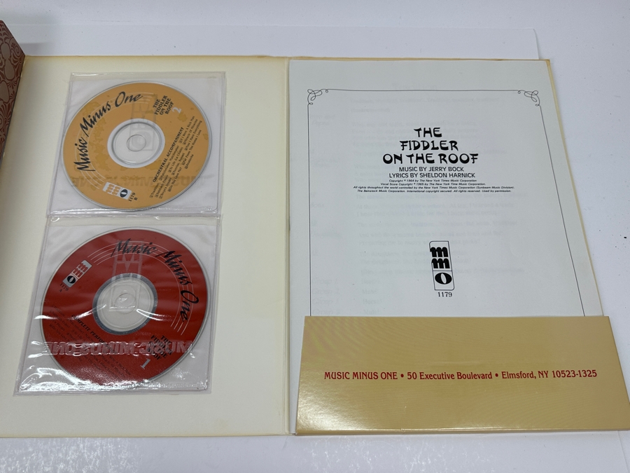 Just Added - Fiddler On The Roof Collector's Edition Gift Set DVDs, CD & Songbook Plus Fiddler On The Roof CDs With Songbook [Photo 4]
