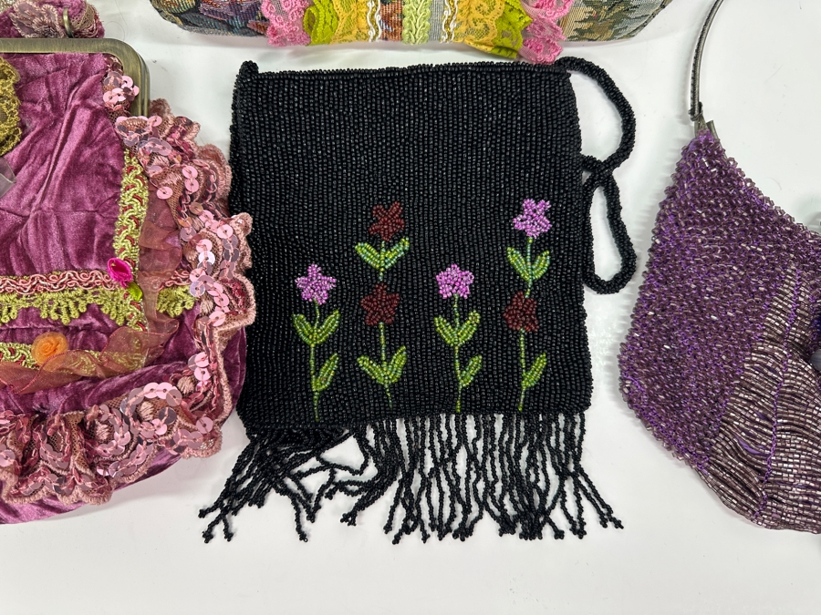Collection of Small Beaded Clutch/Handbags [Photo 6]
