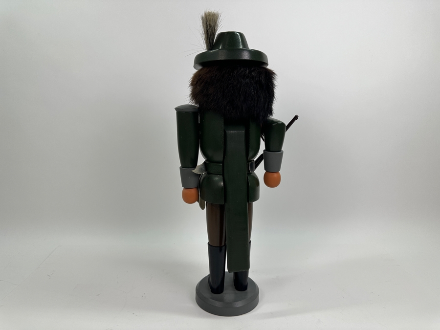 German Nutcracker 17'H [Photo 3]