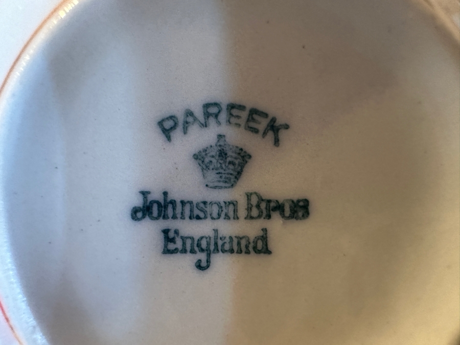 Pareek Johnson Bros England 8 Double Handled Cups With Saucers [Photo 3]