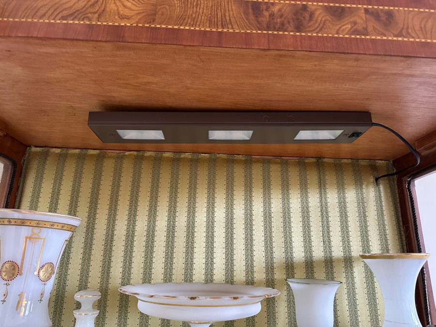 Impressive French Curio Display Cabinet 36.5W X 16D X 66.5H [Photo 7]