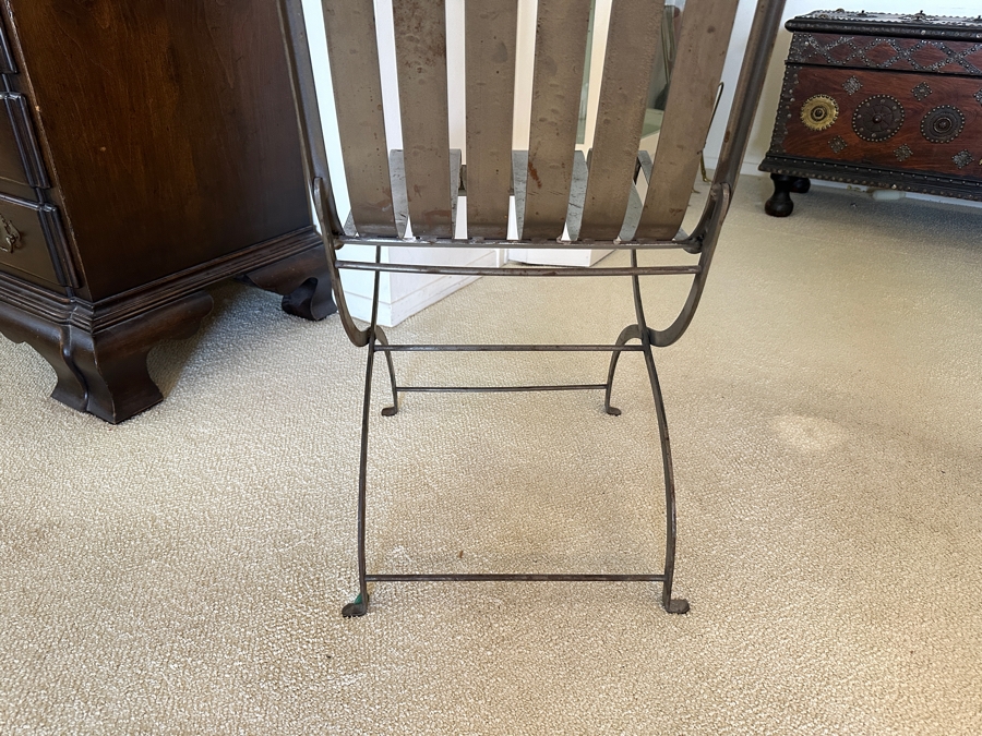 Impressive Bent Steel Accent Chair 15W X 21D X 36.5H [Photo 8]
