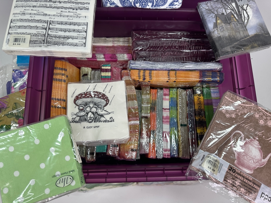 Just Added - Lot of Over (20) Decorative Party Napkins Sets [Photo 4]