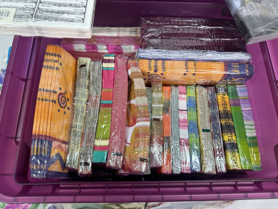 Just Added - Lot of Over (20) Decorative Party Napkins Sets [Photo 7]