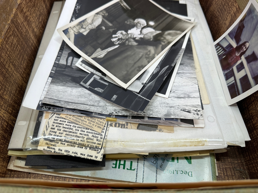 Just Added - Elliot Palay Opera Tenor Memorabilia Box Containing Photographs, Opera Programs, Ticket Stubs & Letters [Photo 16]