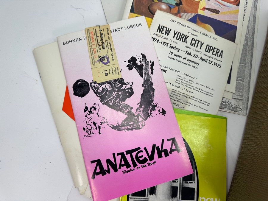 Just Added - Elliot Palay Opera Tenor Memorabilia Box Containing Photographs, Opera Programs, Ticket Stubs & Letters [Photo 9]