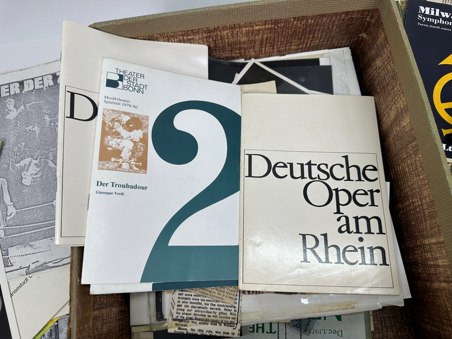 Just Added - Elliot Palay Opera Tenor Memorabilia Box Containing Photographs, Opera Programs, Ticket Stubs & Letters [Photo 18]