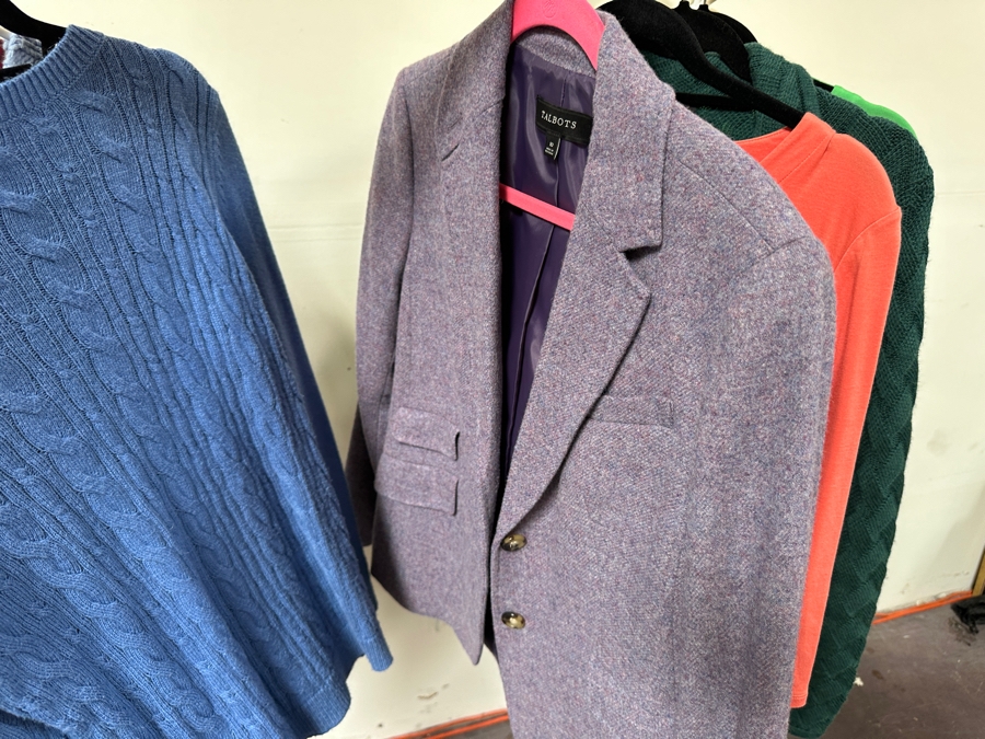 Just Added - Lot of Over 30 Pieces of Talbots Clothing Including Cashmere Sweaters - Mostly Size Medium [Photo 22]