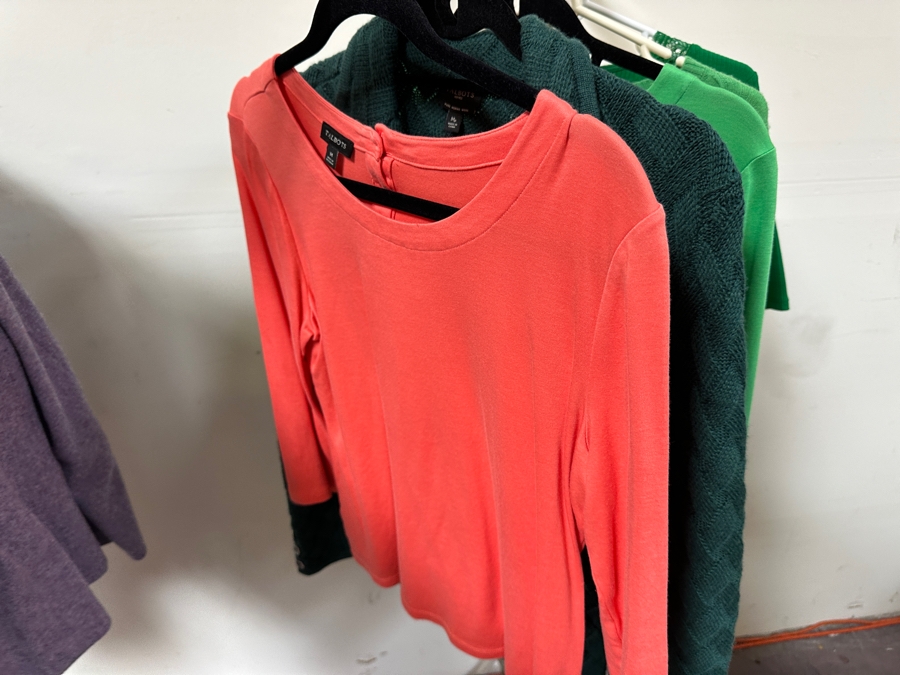 Just Added - Lot of Over 30 Pieces of Talbots Clothing Including Cashmere Sweaters - Mostly Size Medium [Photo 23]