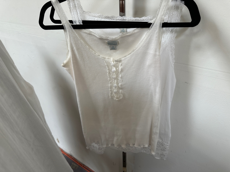 Just Added - Lot of Approximately 20 Pieces of Sundance Clothing Mostly Size Medium or Petite Medium [Photo 18]