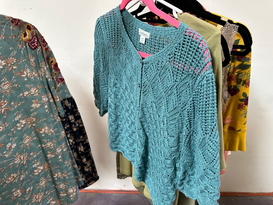 Just Added - Lot of Approximately 20 Pieces of Sundance Clothing Mostly Size Medium or Petite Medium [Photo 13]