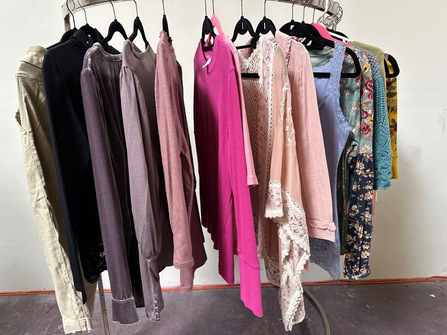 Just Added - Lot of Approximately 20 Pieces of Sundance Clothing Mostly Size Medium or Petite Medium [Photo 3]