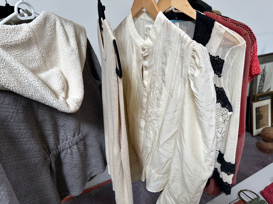 Just Added - Lot of Over 30 Pieces of Anthropologie Clothing and/or Style Clothing, Handbags and Belts Mostly Size Medium [Photo 23]