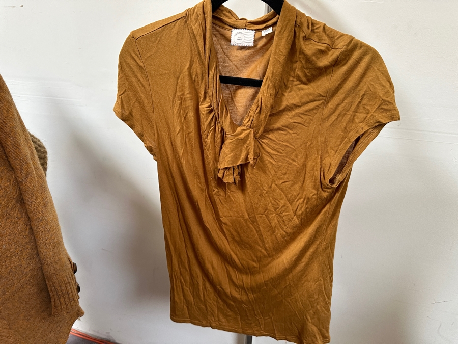 Just Added - Lot of Over 30 Pieces of Anthropologie Clothing and/or Style Clothing, Handbags and Belts Mostly Size Medium [Photo 29]