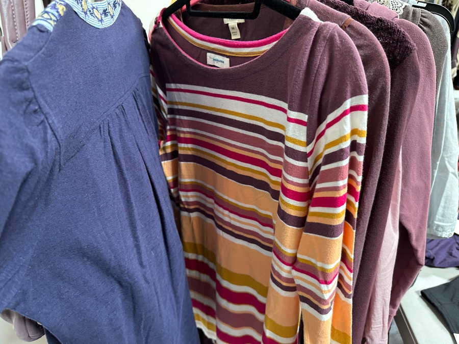 Just Added - Lot of Over 30 Pieces of Anthropologie Clothing and/or Style Clothing, Handbags and Belts Mostly Size Medium [Photo 12]