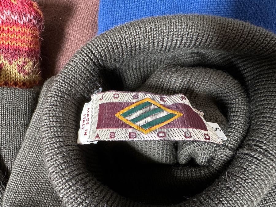 Just Added - Lot of 5 Cashmere Sweaters, One Alpaca Sweater and One Italian Wool Sweater [Photo 14]