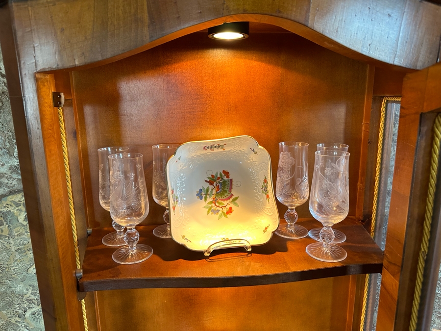 Just Added - Stunning Pair Of Two-Piece Wooden Display Cases Cabinets With 2 Drawers [Photo 12]