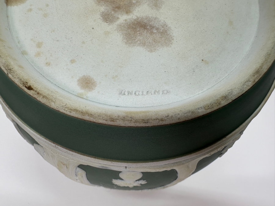 Pair Of Vintage Wedgwood Green Jasperware Barrel Jars 7H & 4.5H [Photo 20]