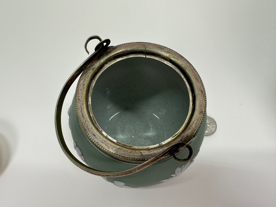 Pair Of Vintage Wedgwood Green Jasperware Barrel Jars 7H & 4.5H [Photo 15]