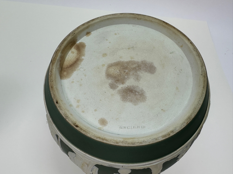 Pair Of Vintage Wedgwood Green Jasperware Barrel Jars 7H & 4.5H [Photo 19]