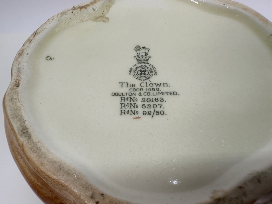 Vintage Royal Doulton 'The Clown' Large Toby Jug 6.25'H [Photo 12]