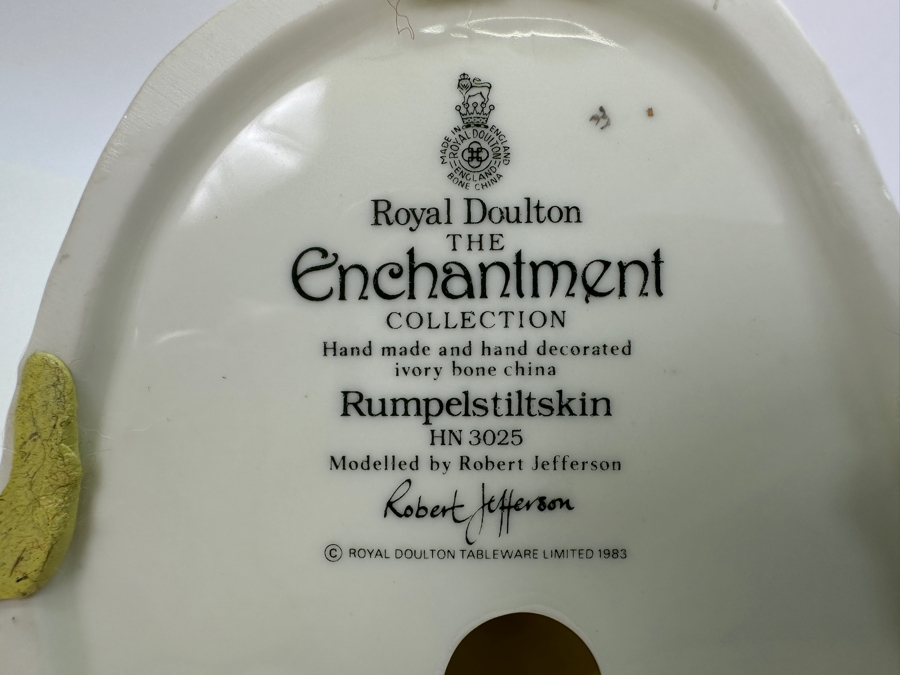 Royal Doulton The Enchantment Collection 'Rumpelstiltskin' Figurine HN3025 8.5'H [Photo 11]