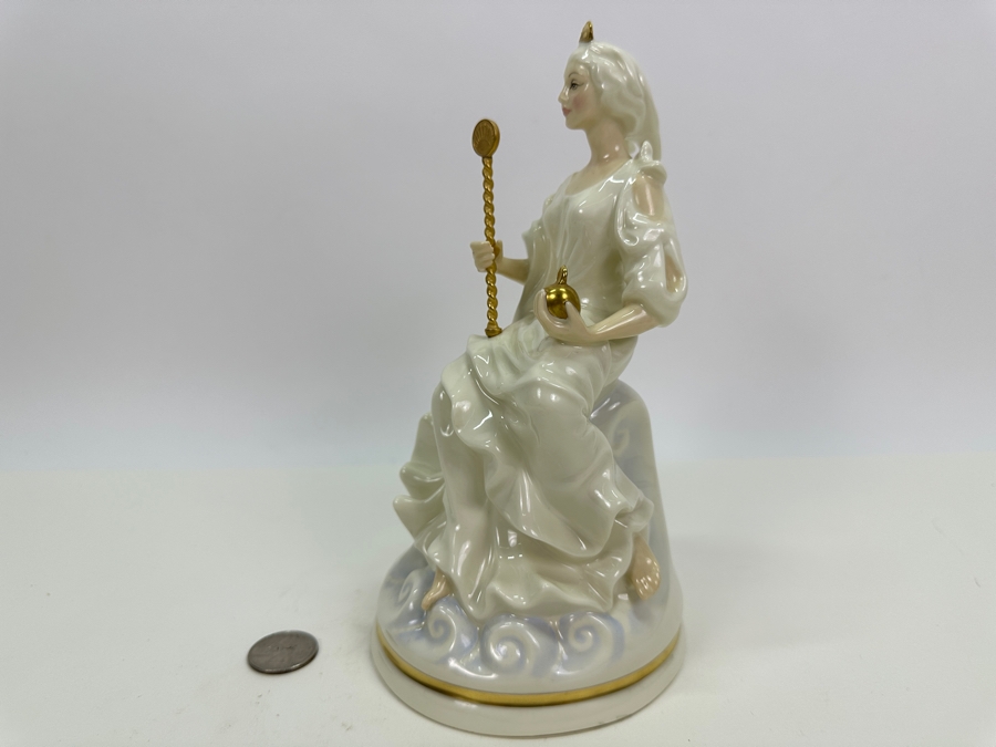 Royal Doulton The Enchantment Collection 'Queen of the Ice' HN2435 8.5'H [Photo 7]