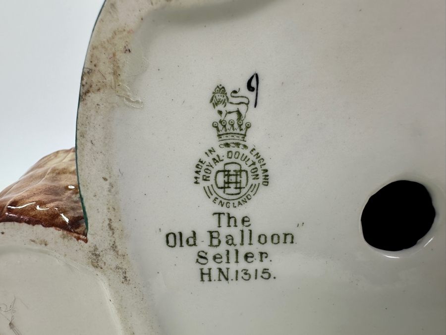 Vintage Royal Doulton 'The Old Balloon Seller' Figurine HN1315 7.75'H [Photo 6]