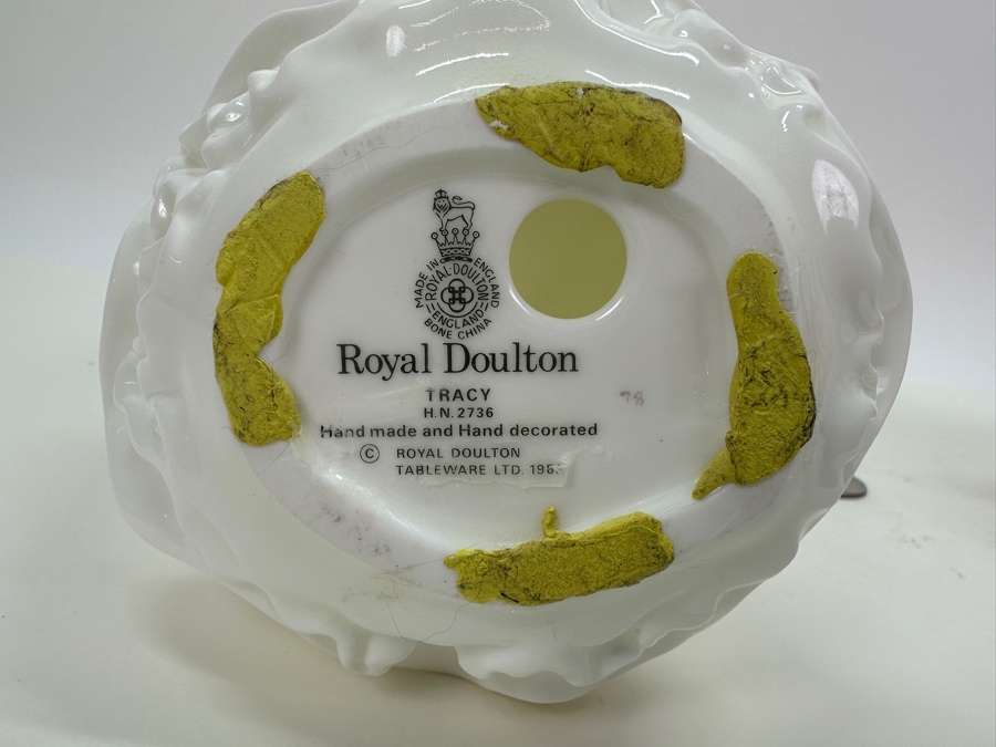 Royal Doulton 'Tracy & Madison' Figurines 7.5'H HN2736/HN4832 [Photo 6]