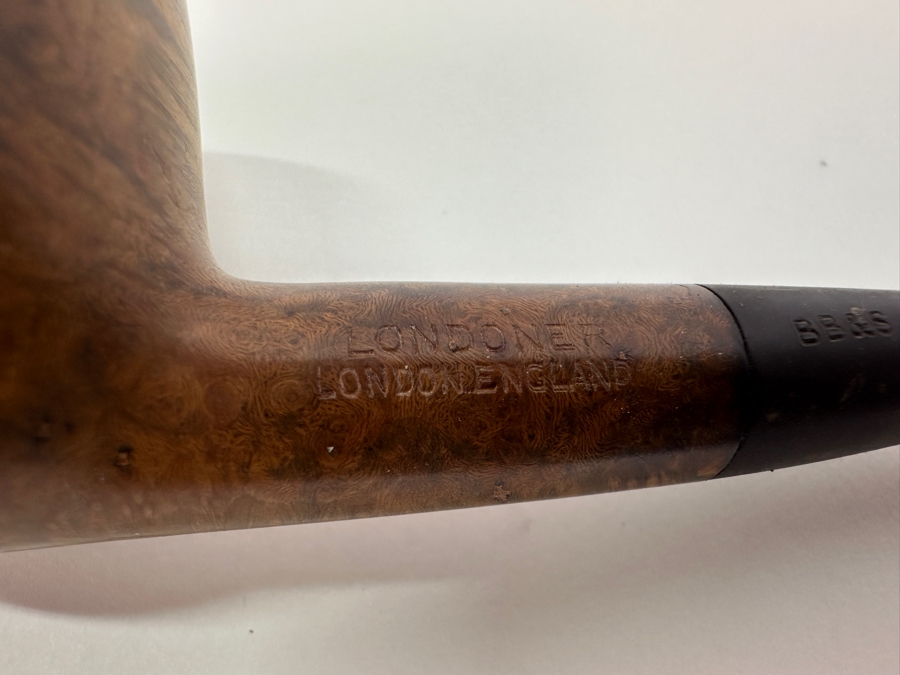 Wooden Pipe Stand With 3 Vintage Pipes: Briar Italy Meerschaum Line, BB&S Londoner London England & Italy [Photo 15]