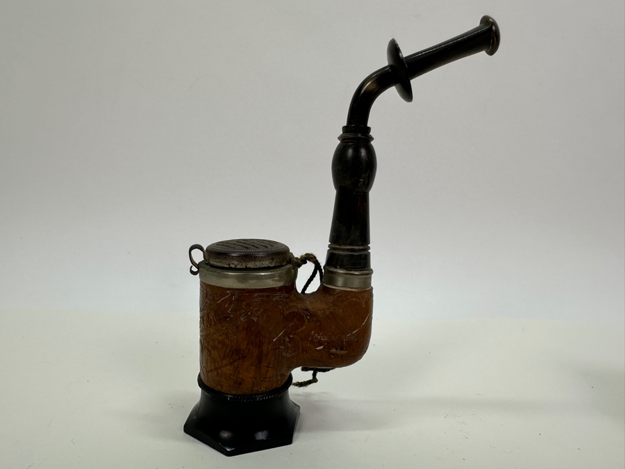 Pair Of Vintage Carved Pipes [Photo 8]