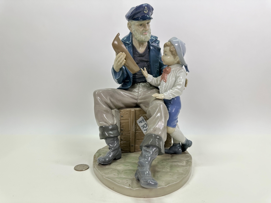 Lladro 'A Tall Yarn' Figurine #5207 11'H [Photo 2]