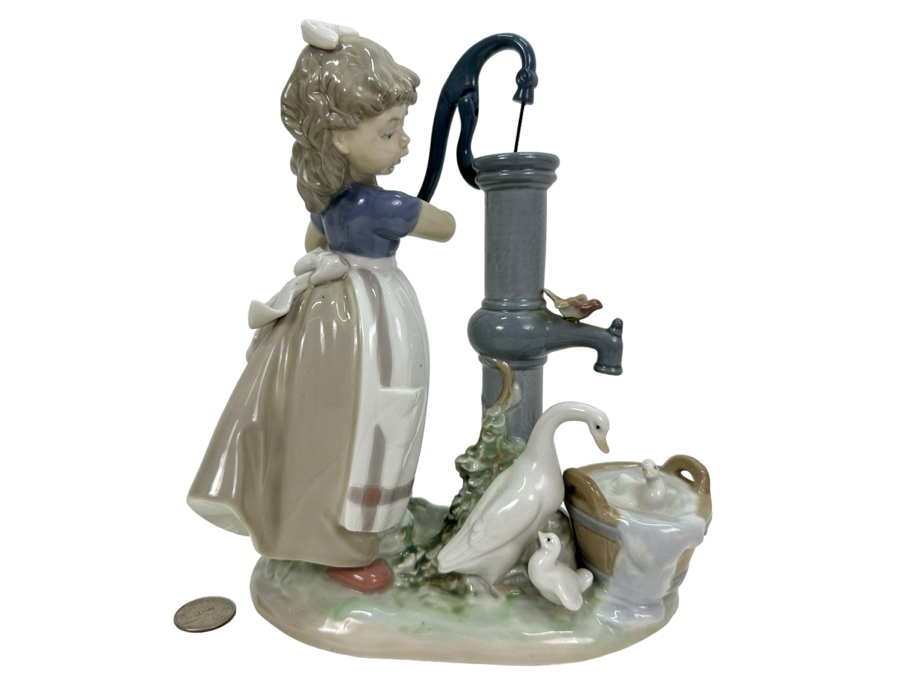 Lladro 'Summer on the Farm' Figurine #5285 9'H [Photo 1]